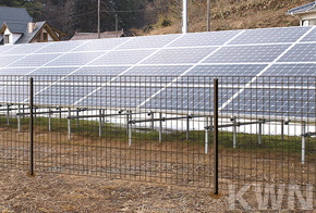 簡単金網フェンス改良型　太陽光施設